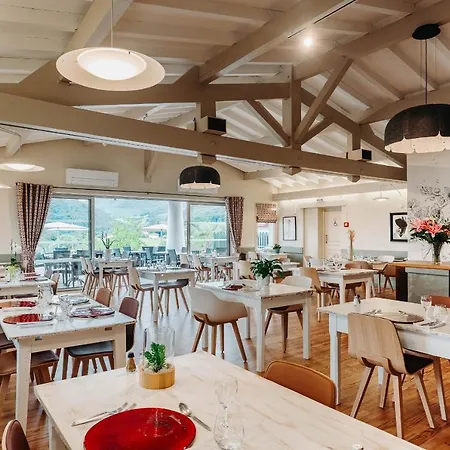 Restaurant Du Fronton - Maison Bonnet