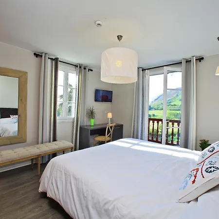 Restaurant Du Fronton - Maison Bonnet Отель