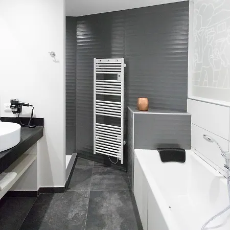 ホテル Restaurant Du Fronton - Maison Bonnet