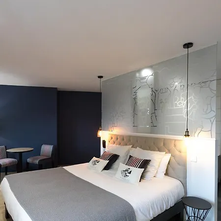 ホテル Restaurant Du Fronton - Maison Bonnet 3*