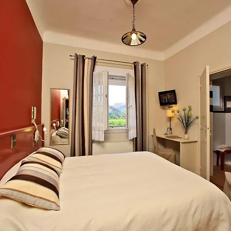 Restaurant Du Fronton - Maison Bonnet ホテル 3*