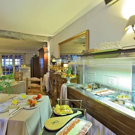 ホテル Restaurant Du Fronton - Maison Bonnet イッツァス