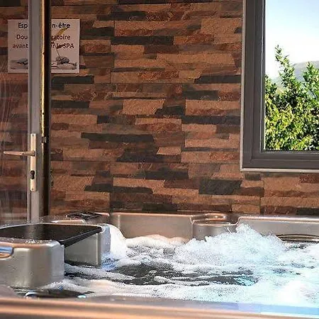 Restaurant Du Fronton - Maison Bonnet ホテル イッツァス