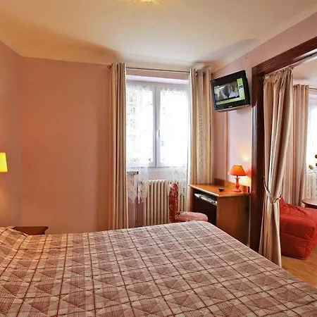 ホテル Restaurant Du Fronton - Maison Bonnet 3*