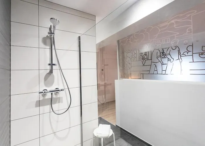 Отель Restaurant Du Fronton - Maison Bonnet 3*