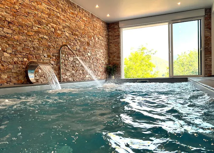 Restaurant Du Fronton - Maison Bonnet