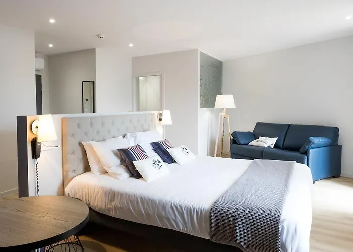 Restaurant Du Fronton - Maison Bonnet Отель