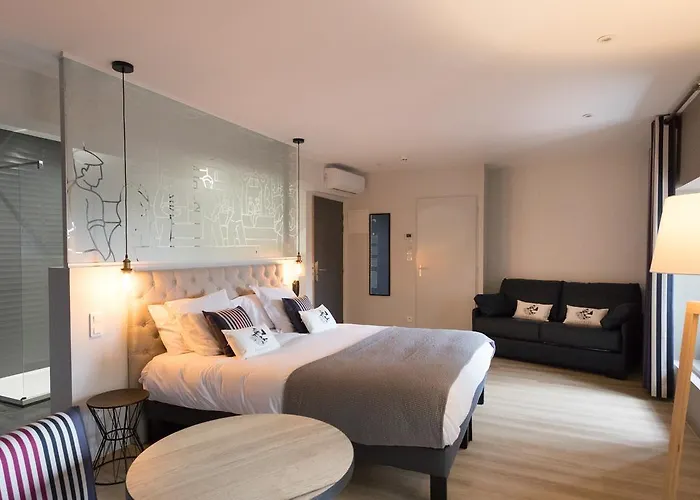 Hotel Restaurant Du Fronton - Maison Bonnet