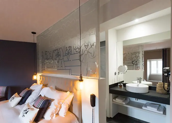 Hotel Restaurant Du Fronton - Maison Bonnet 3*