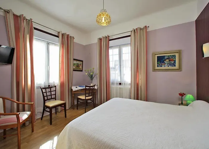 Restaurant Du Fronton - Maison Bonnet 3*